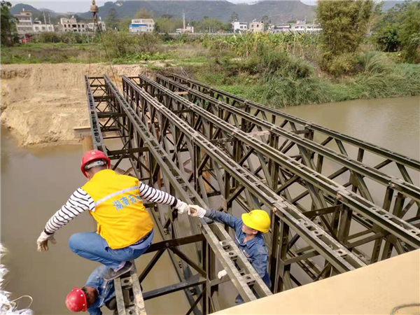 湖南拓天路橋工程機(jī)械有限公司,湖南路橋設(shè)施設(shè)計(jì),湖南路橋設(shè)施銷(xiāo)售,路橋建設(shè)